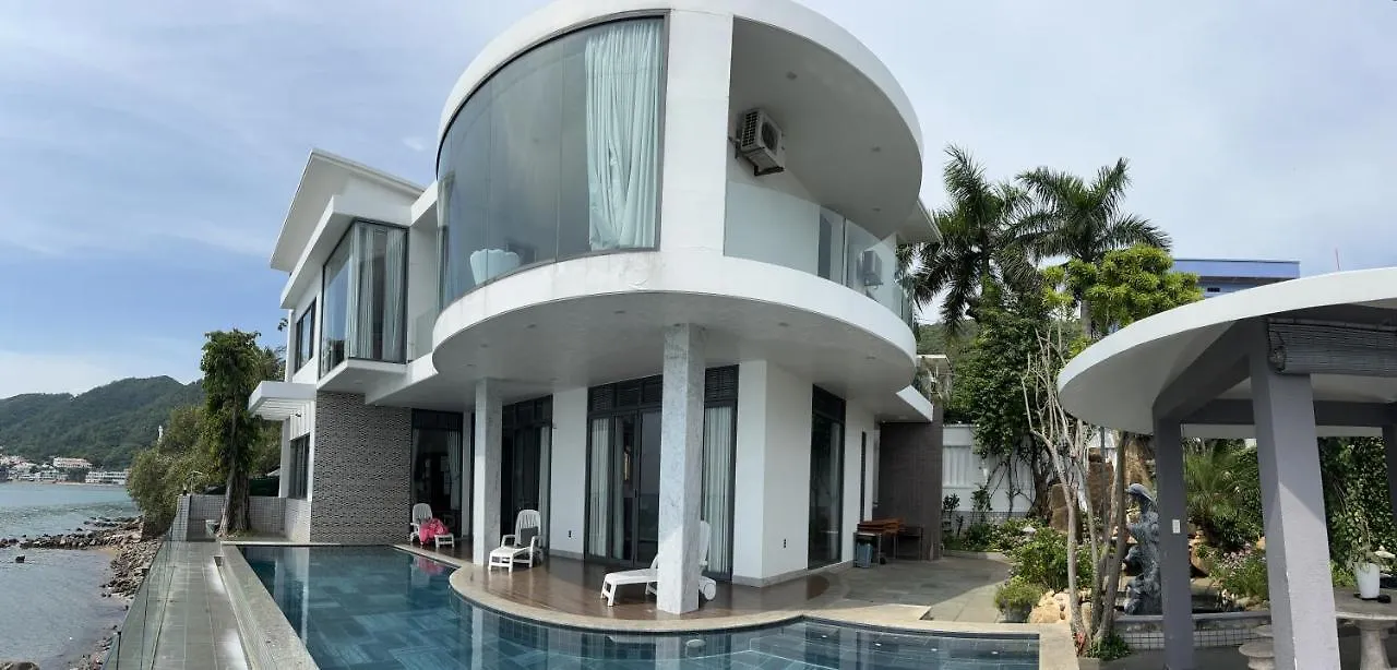 Nancy Tran Grand Strip Vung Tau Villa 6